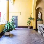 Con Terrazza Tra I Tetti Del Centro Болонья
