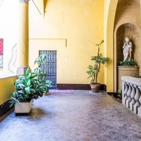 Con Terrazza Tra I Tetti Del Centro Boloňa