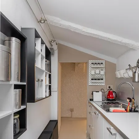 Appartement Con Terrazza Tra I Tetti Del Centro