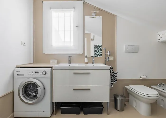 아파트 Con Terrazza Tra I Tetti Del Centro 볼로냐