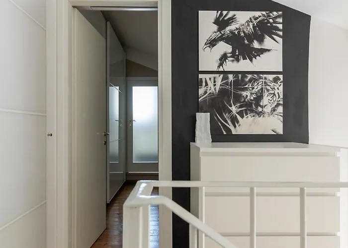 Con Terrazza Tra I Tetti Del Centro * 볼로냐