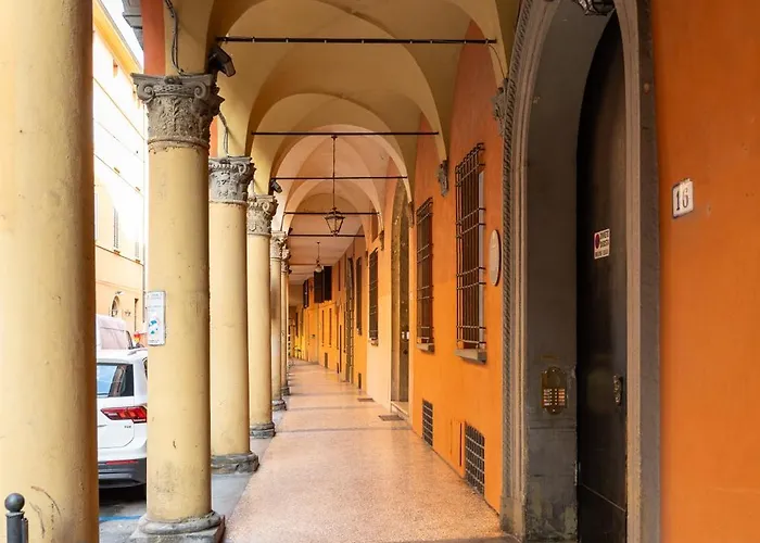 아파트 Con Terrazza Tra I Tetti Del Centro 볼로냐