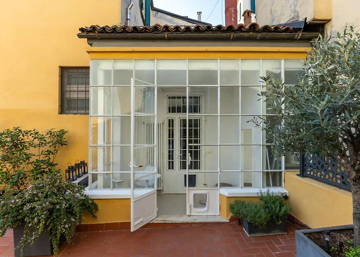 Con Terrazza Tra I Tetti Del Centro 아파트 볼로냐